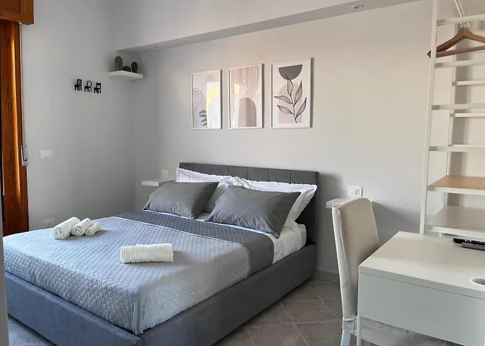 Colombo Oda ve Kahvaltı Avola